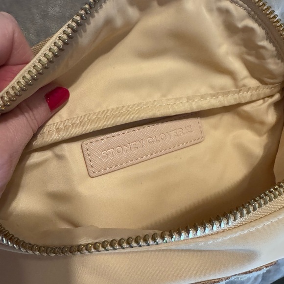 Stoney clover lane sand fanny pack with heart patch - Picture 5 of 5